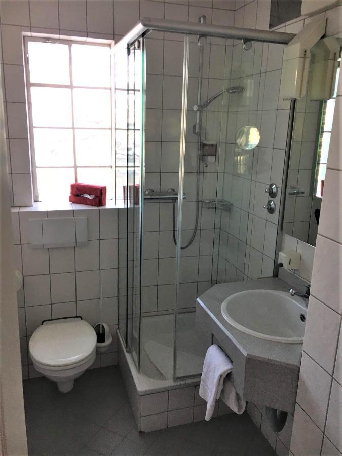 Hotel Garni Wiestor ユーバーリンゲン エクステリア 写真