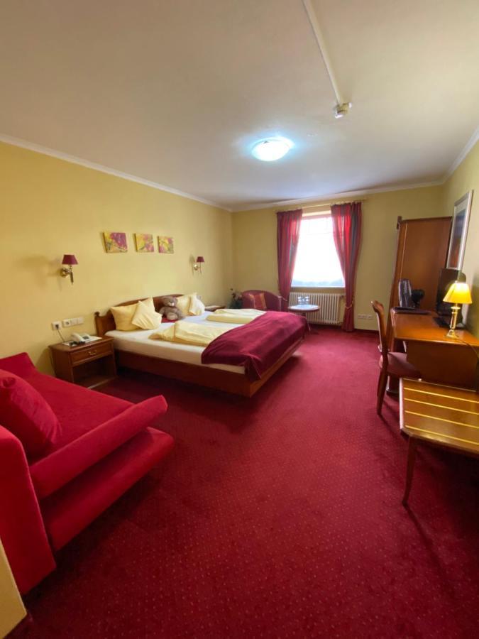 Hotel Garni Wiestor ユーバーリンゲン エクステリア 写真
